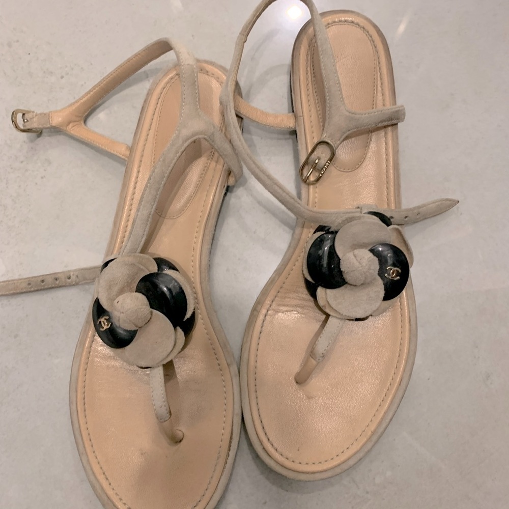 Chanel flat sandals